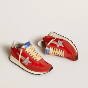 Women’s Marathon with red nylon upper and silver star